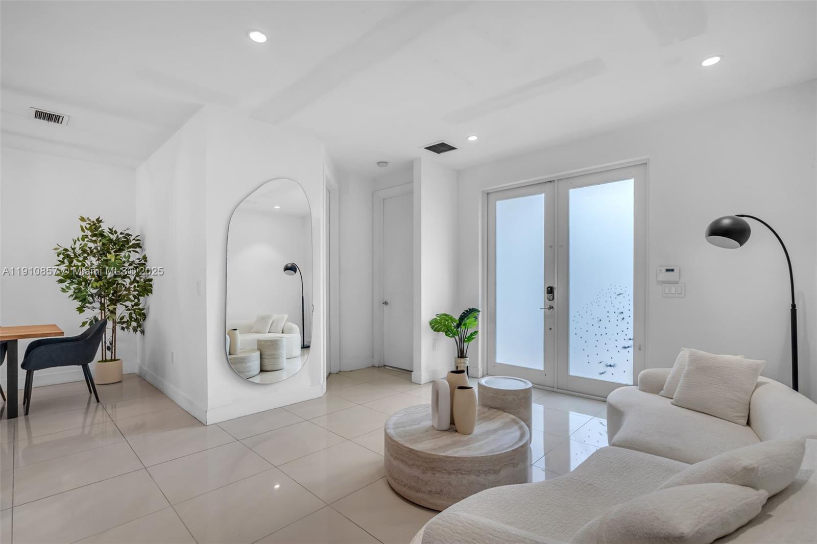 LANDMARK AT DORAL - Residential