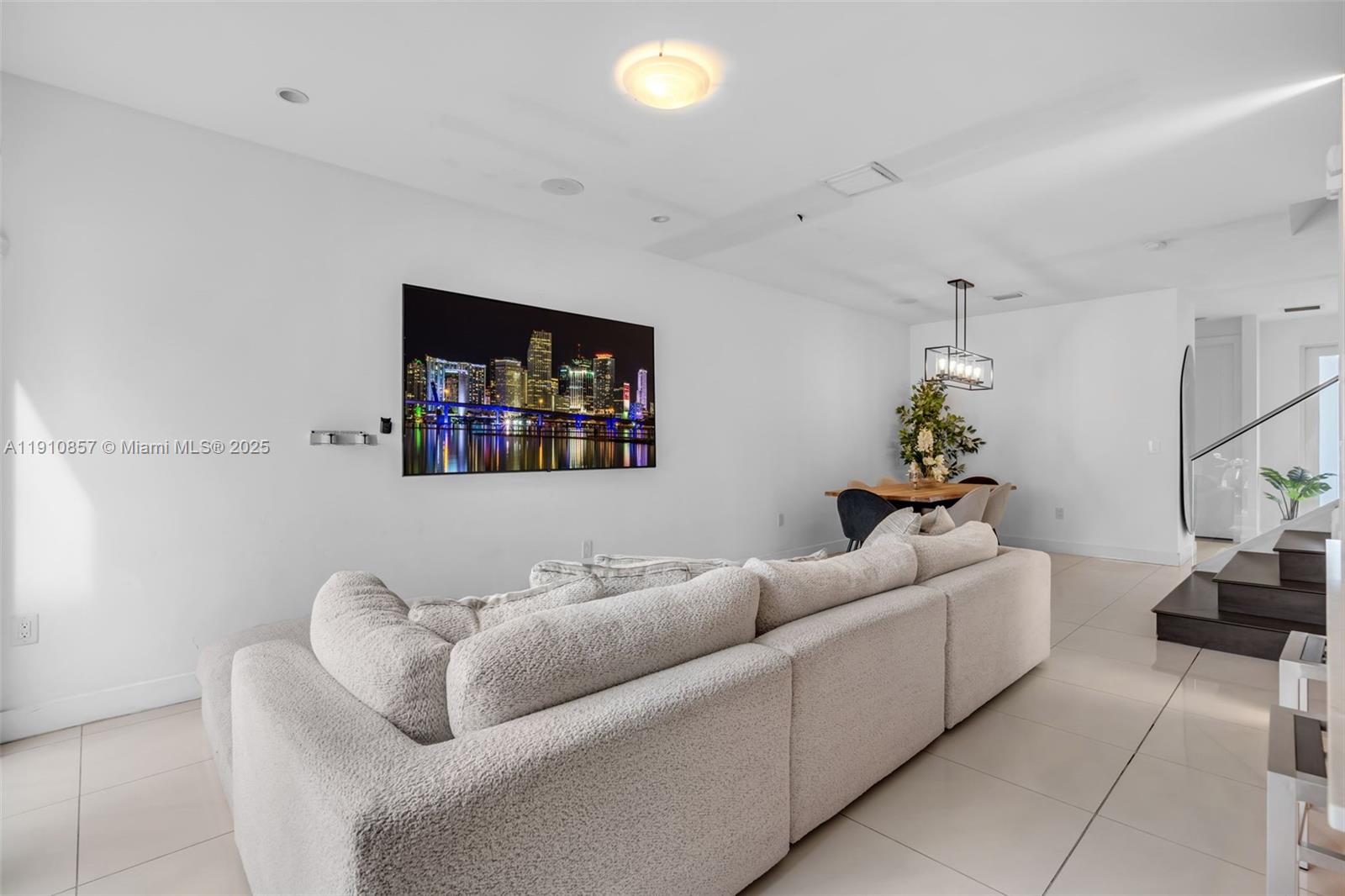 LANDMARK AT DORAL - Residential