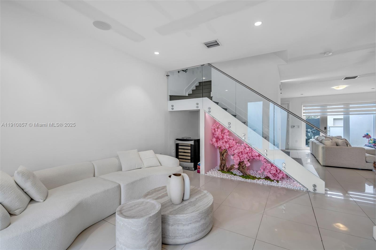 LANDMARK AT DORAL - Residential