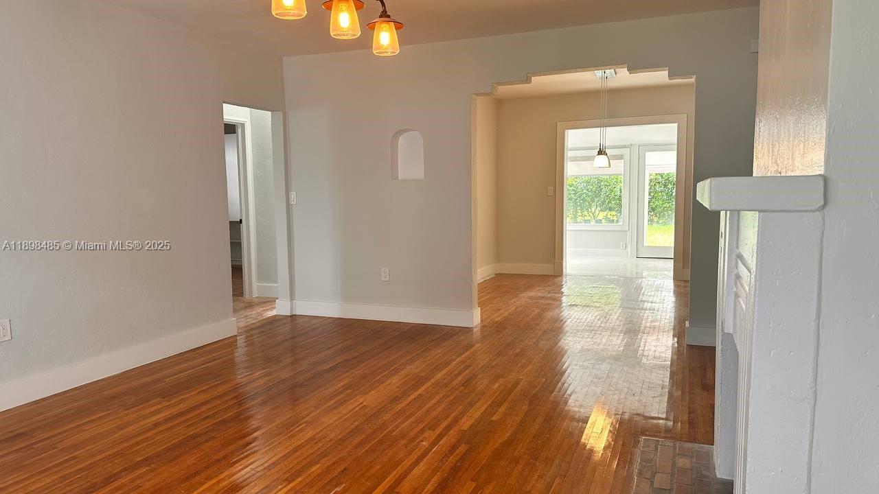 SILVER BLUFF EST-SEC B - Residential Lease