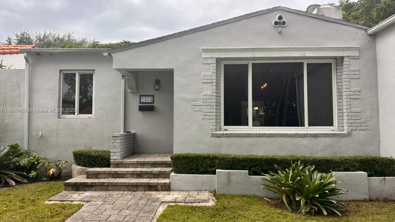 SILVER BLUFF EST-SEC B - Residential Lease