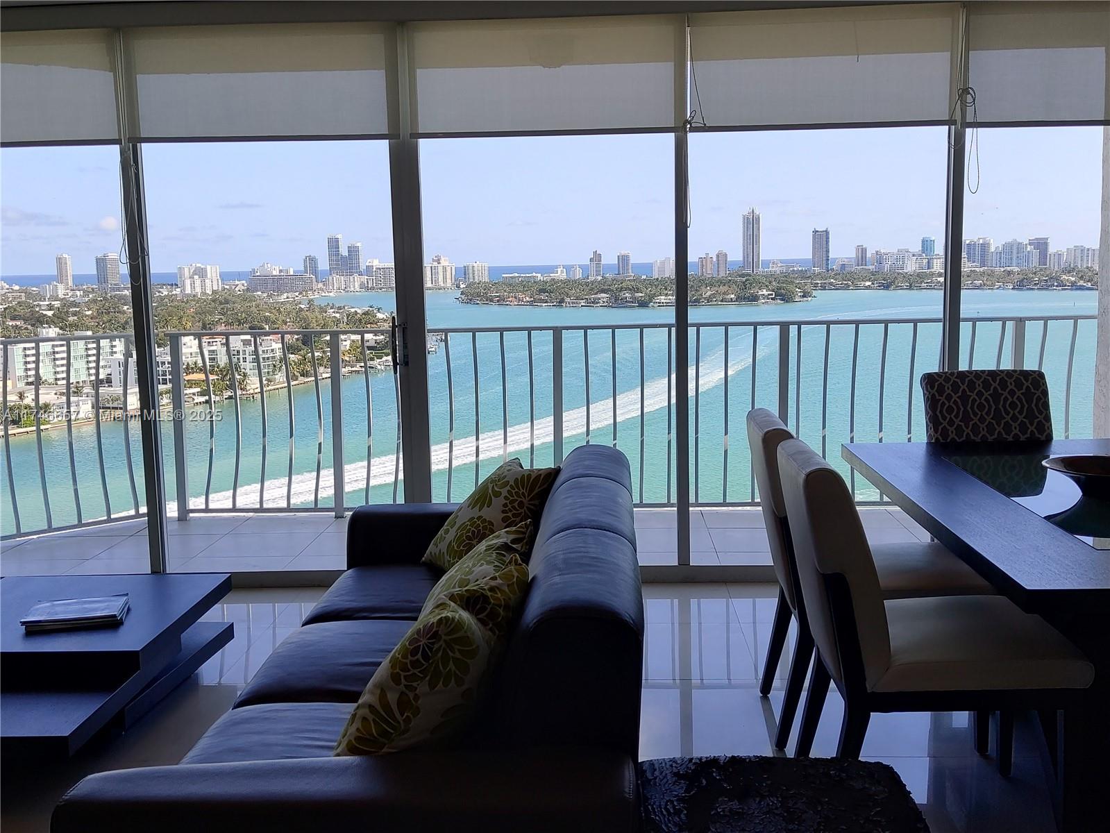 7601 E Treasure Dr 2018