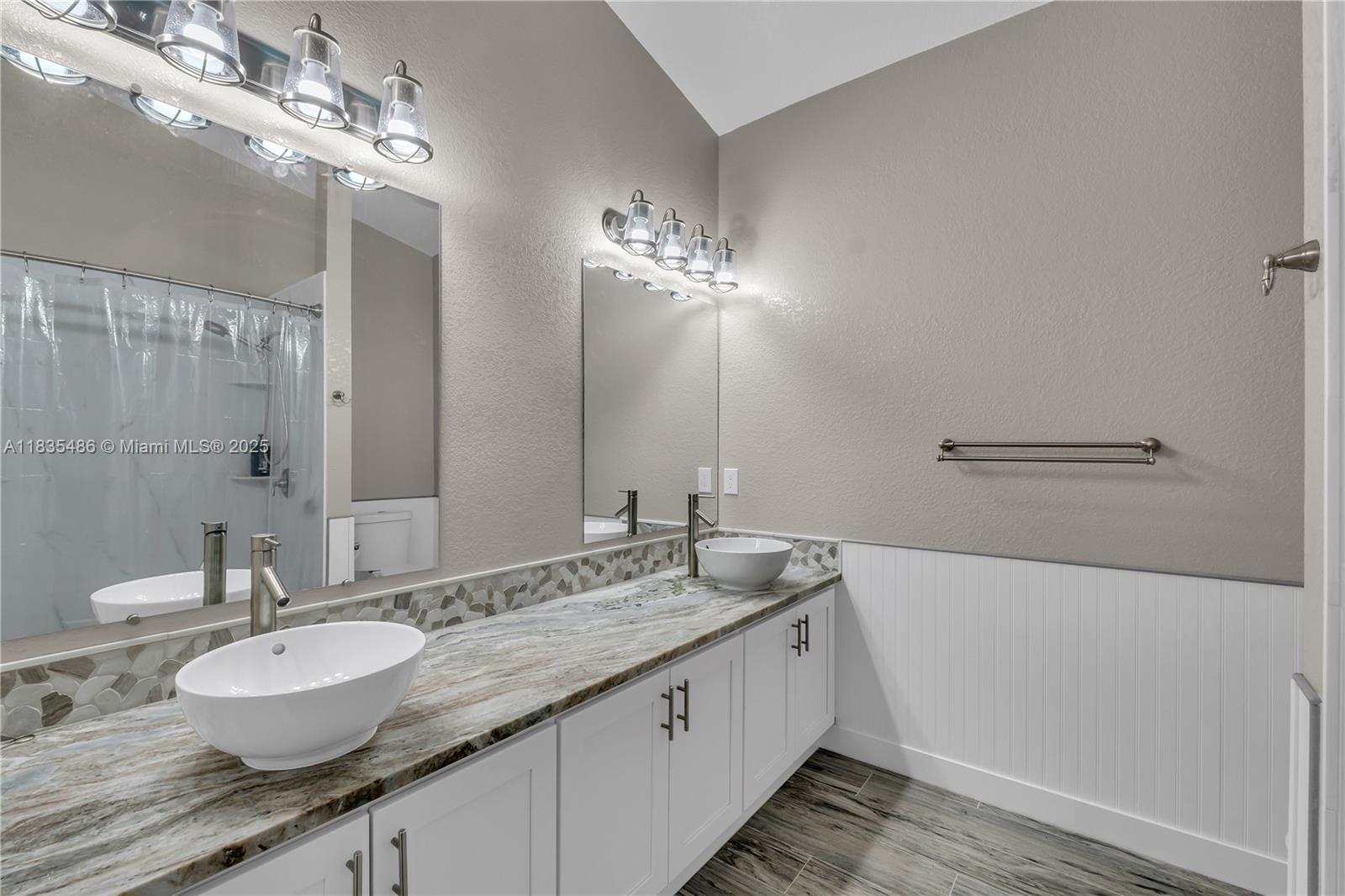 The Acreage - Residential