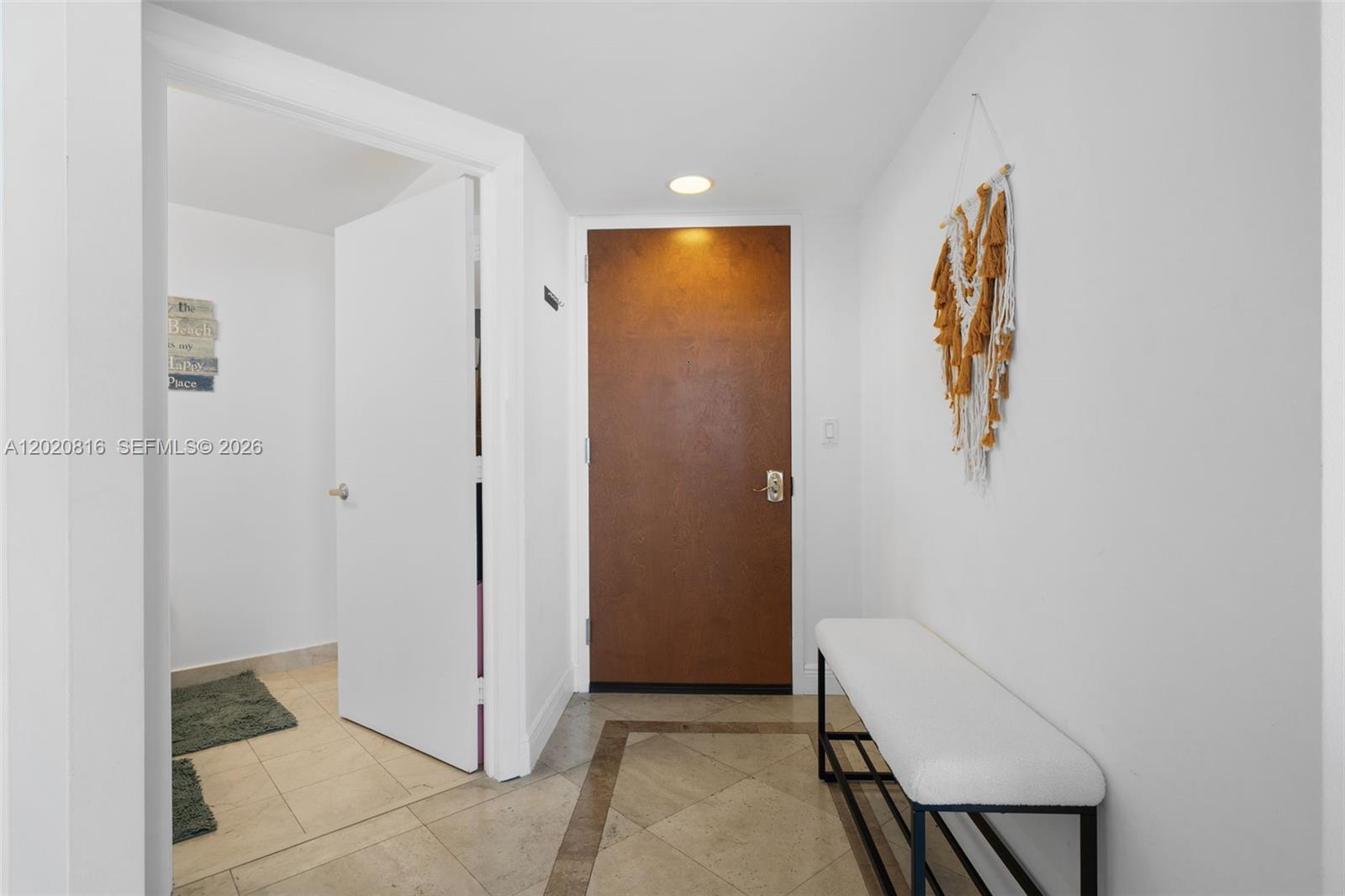 AKOYA CONDO - Residential