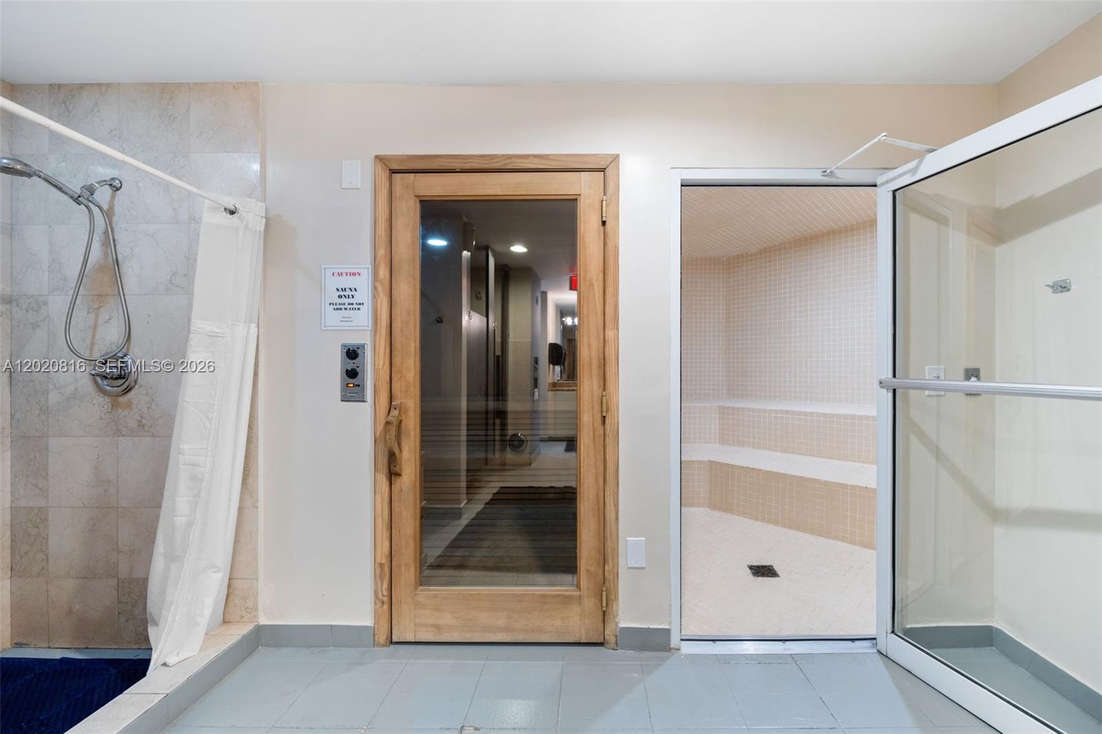 AKOYA CONDO - Residential