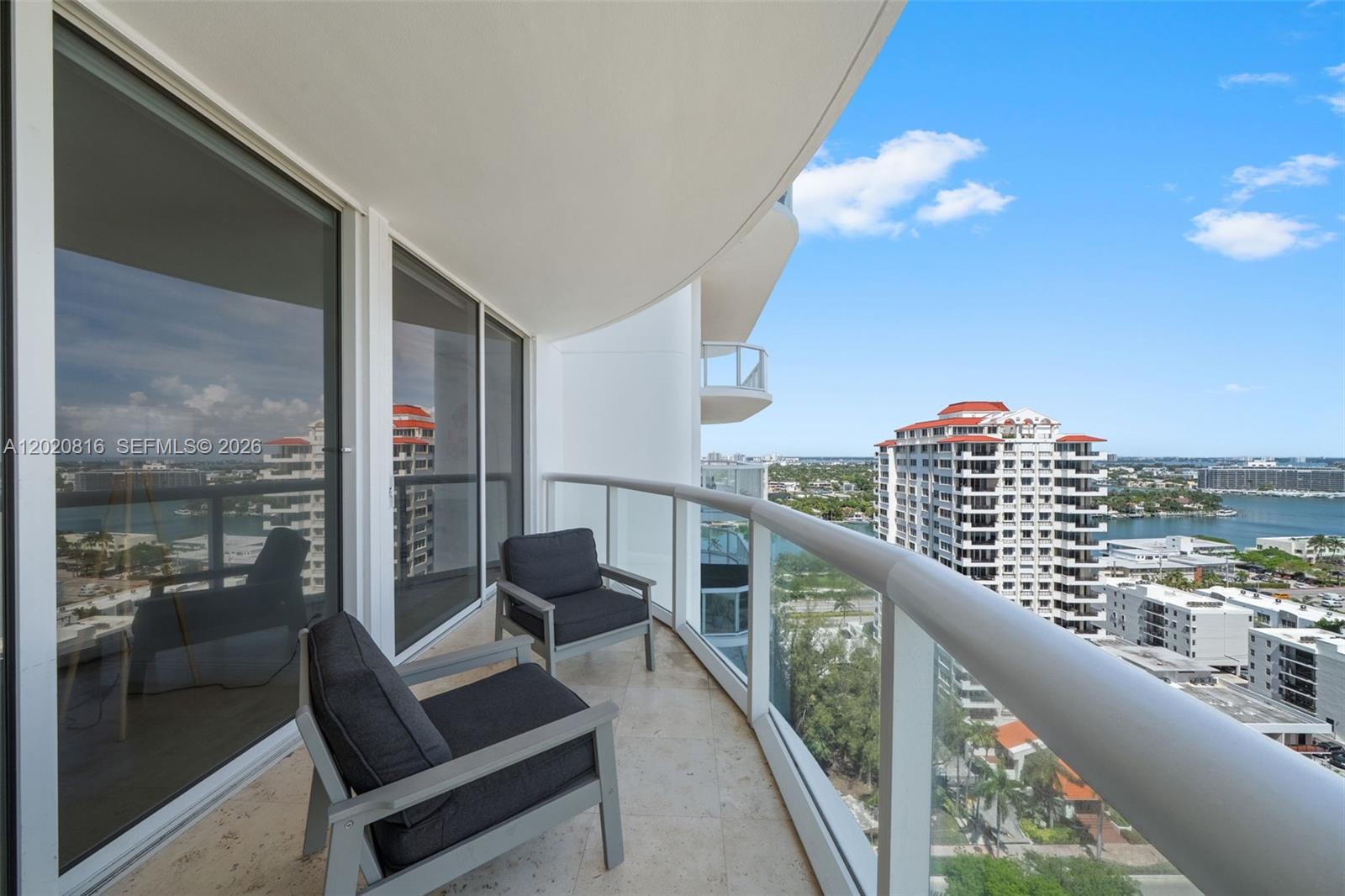 AKOYA CONDO - Residential