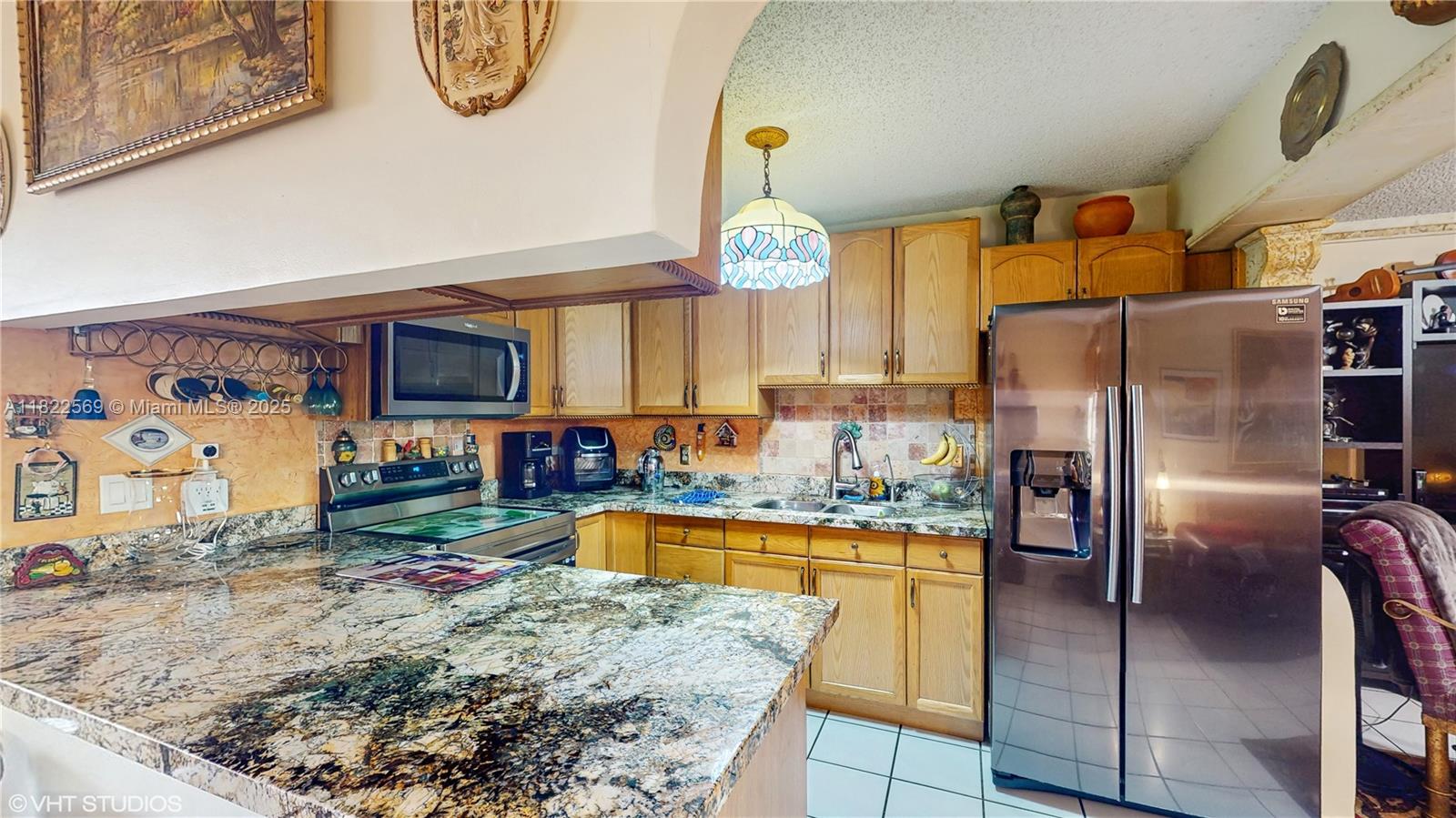 BIRD LAKES TOWNHOUSE SEC - Residential