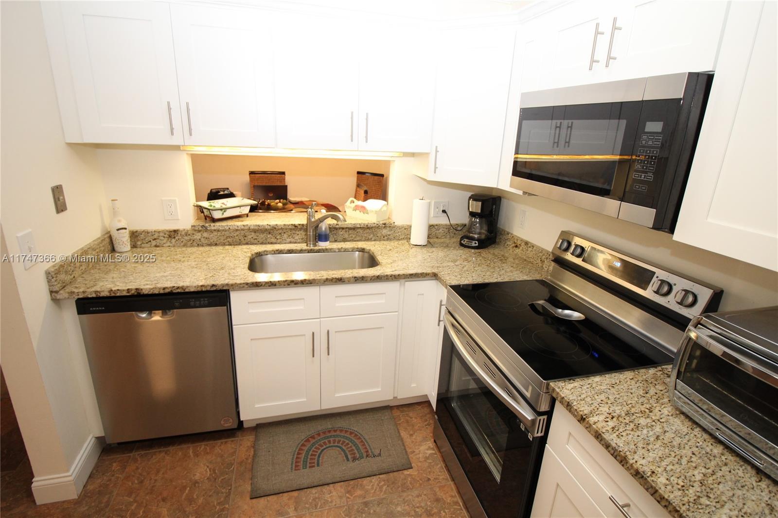 CHASEWOOD OF JUPITER - Residential Lease