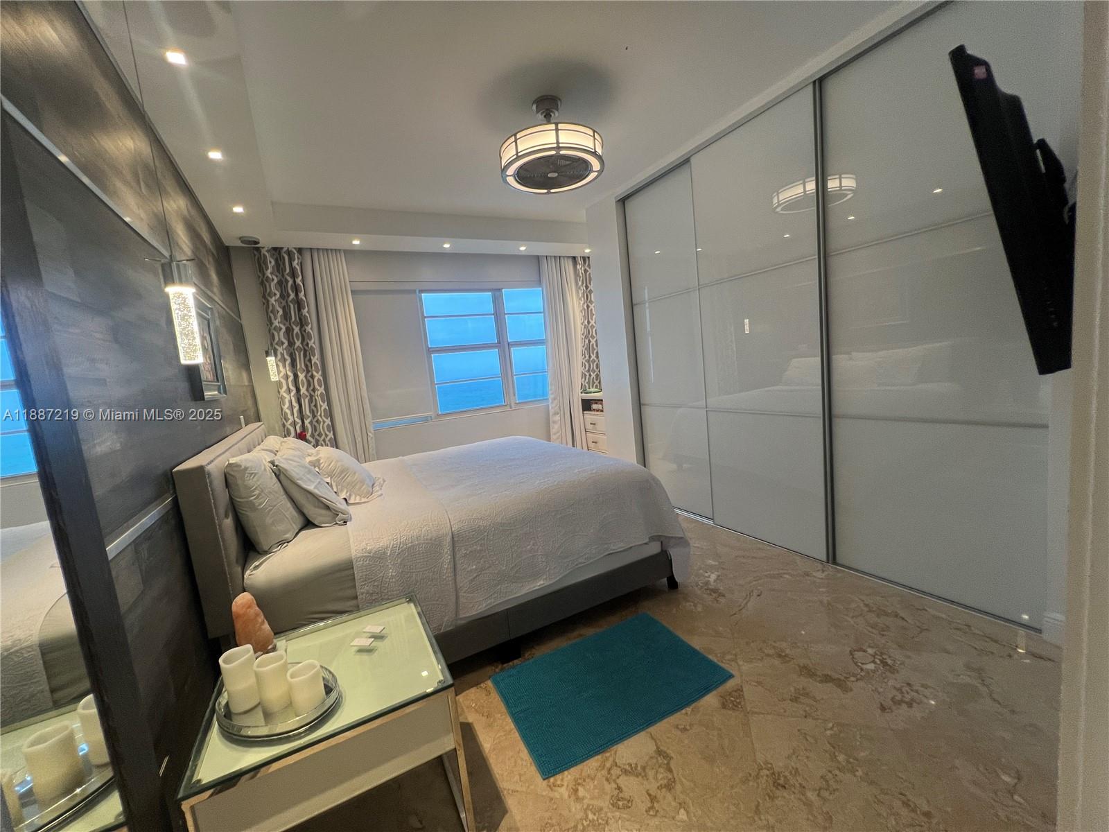 THE COLLINS CONDO - Residential Lease