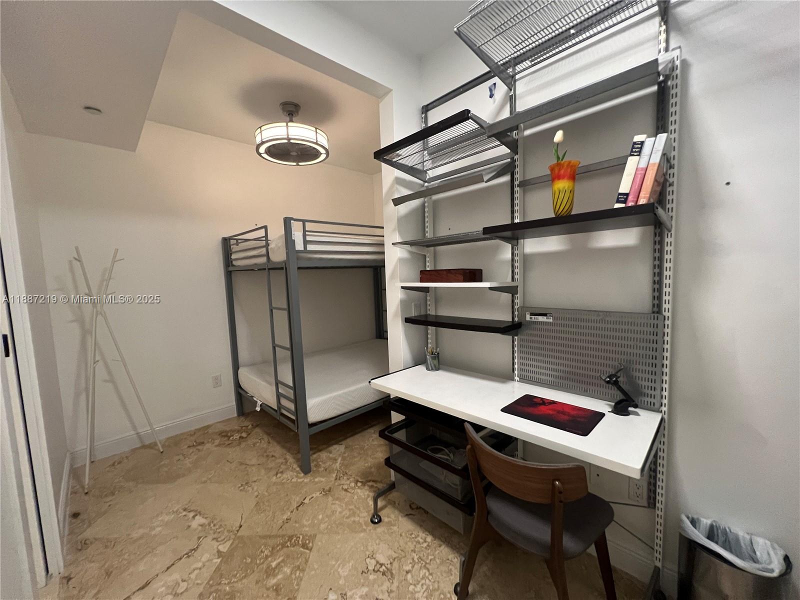 THE COLLINS CONDO - Residential Lease