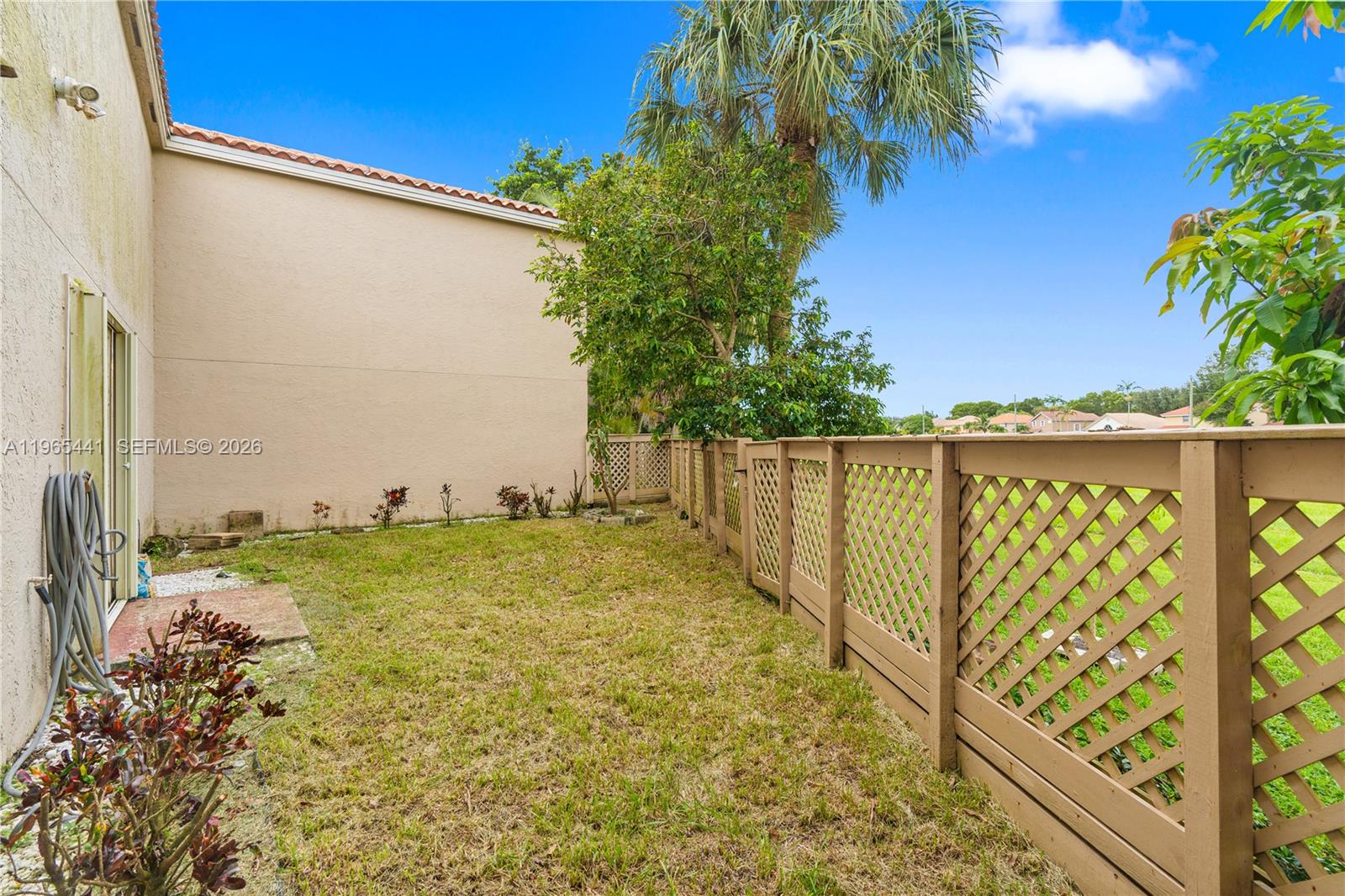 11009 Mainsail Dr 11009