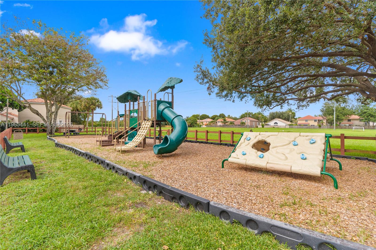 11009 Mainsail Dr 11009