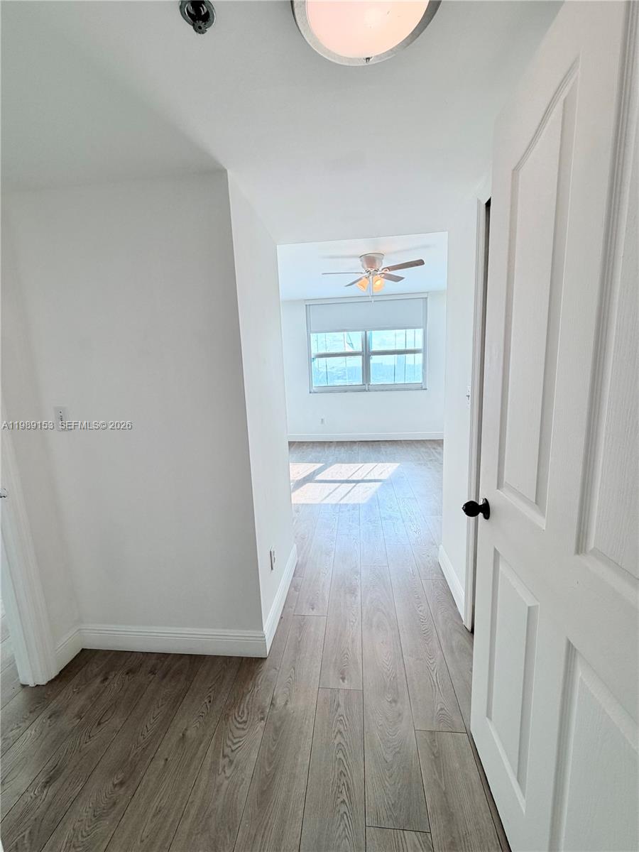 DA VINCI ON DOUGLAS CONDO - Residential Lease