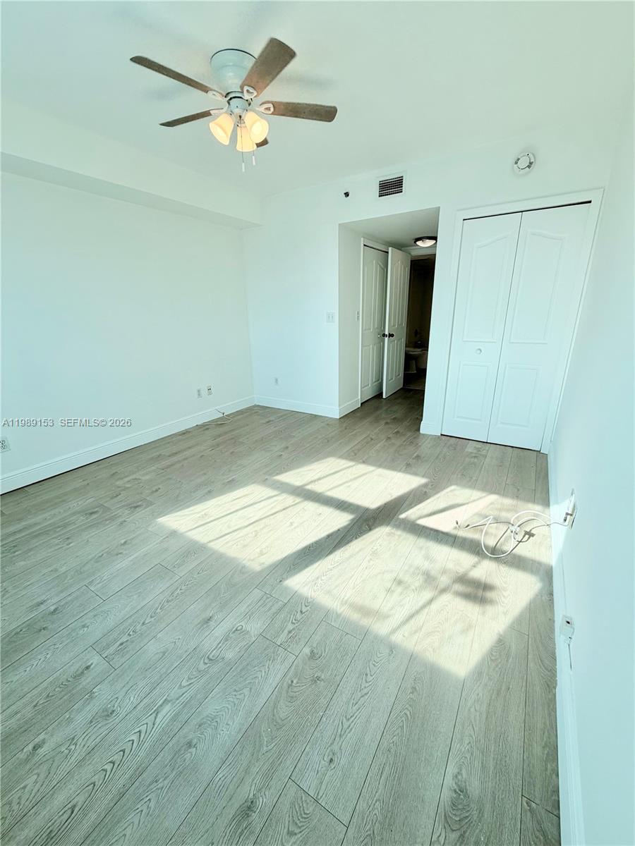 DA VINCI ON DOUGLAS CONDO - Residential Lease