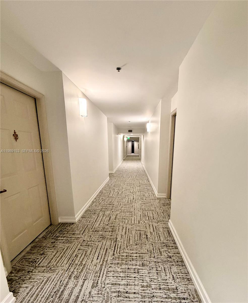 DA VINCI ON DOUGLAS CONDO - Residential Lease