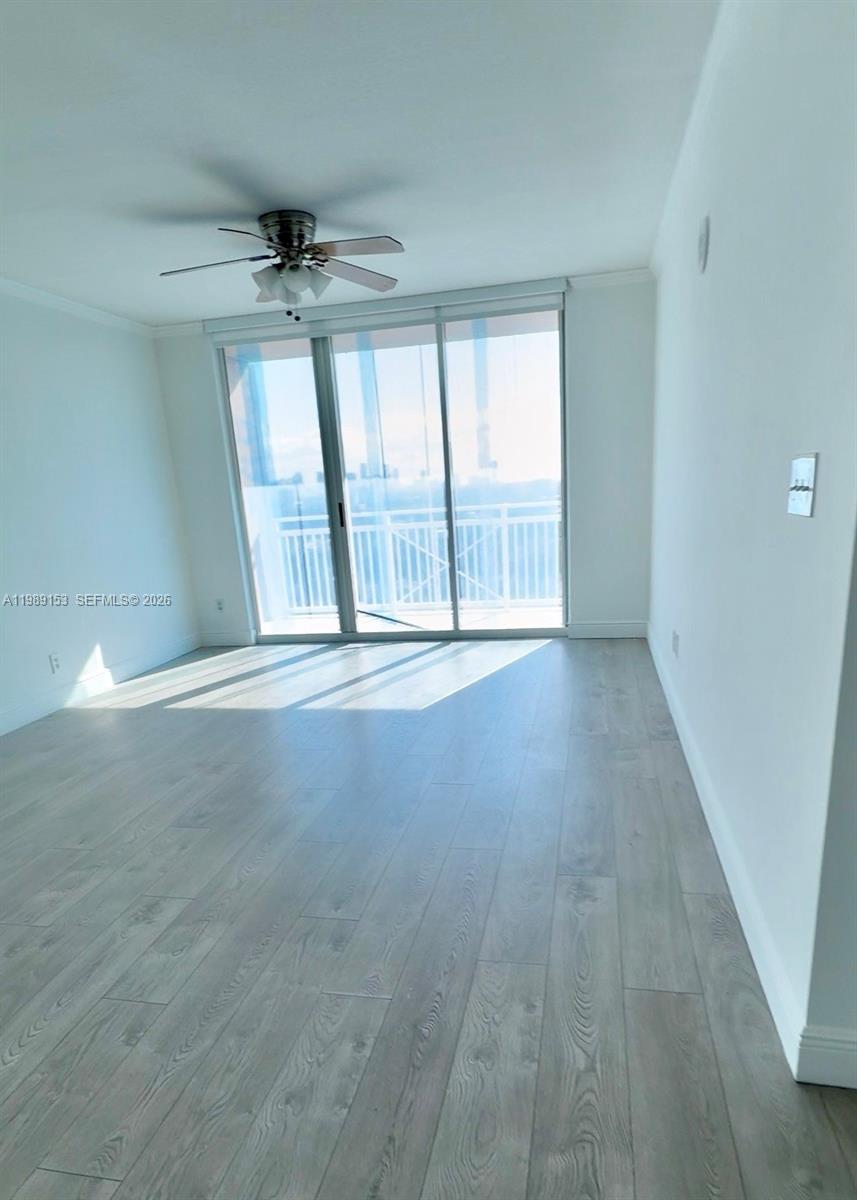 DA VINCI ON DOUGLAS CONDO - Residential Lease