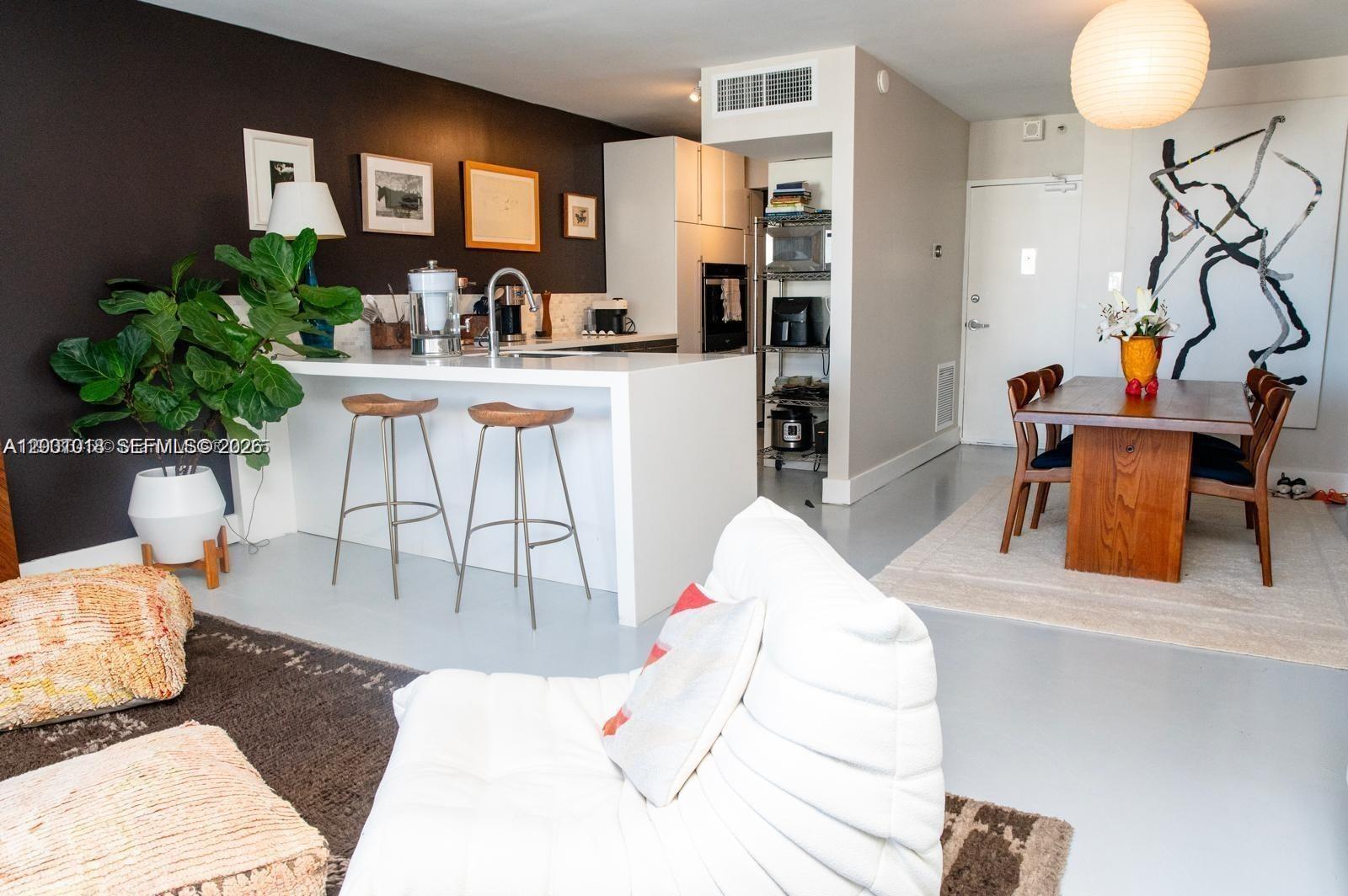 MIRADOR 1000 CONDO - Residential Lease