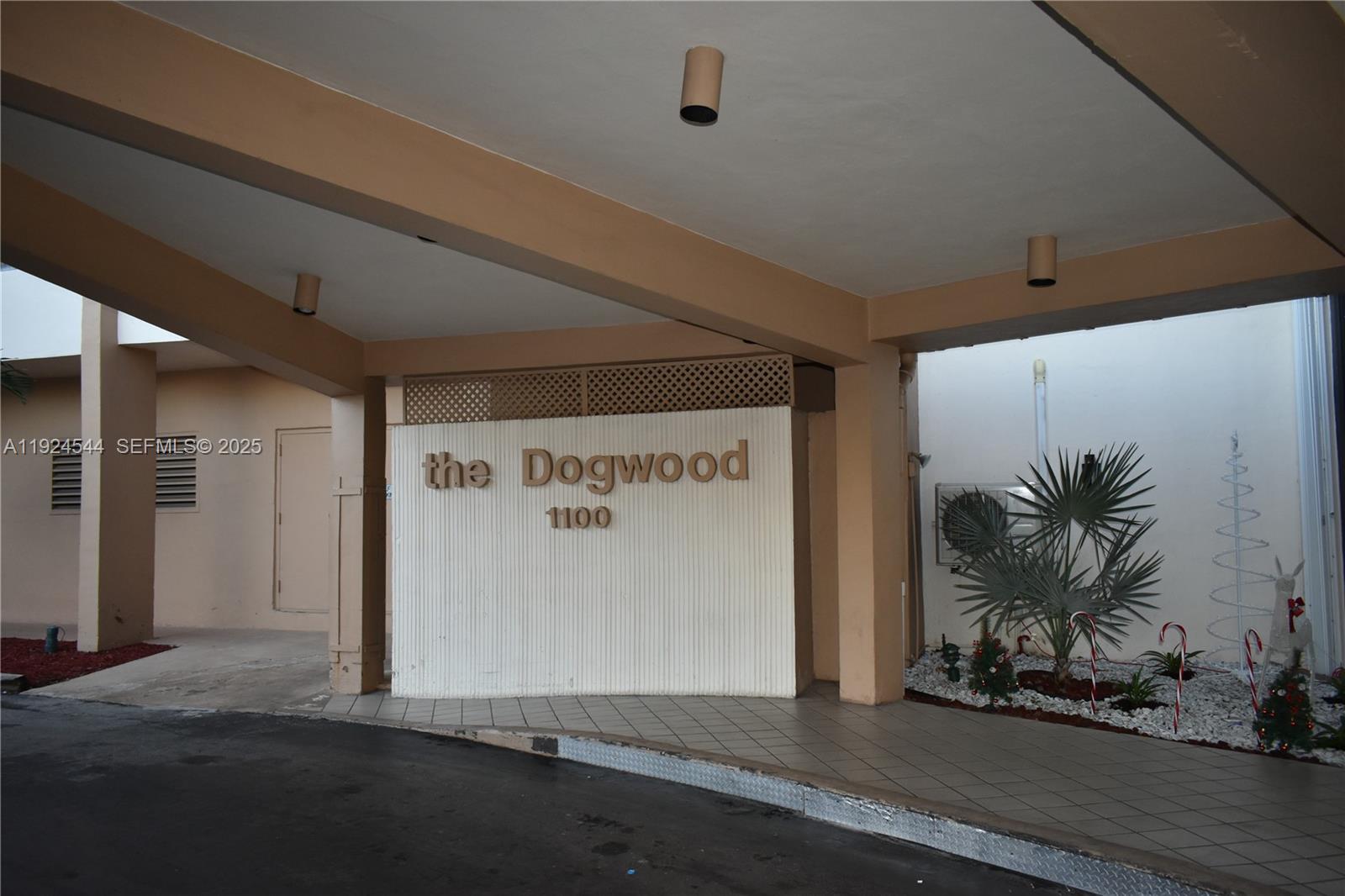 PARK PLACE CONDOMINIUM NO - Residential