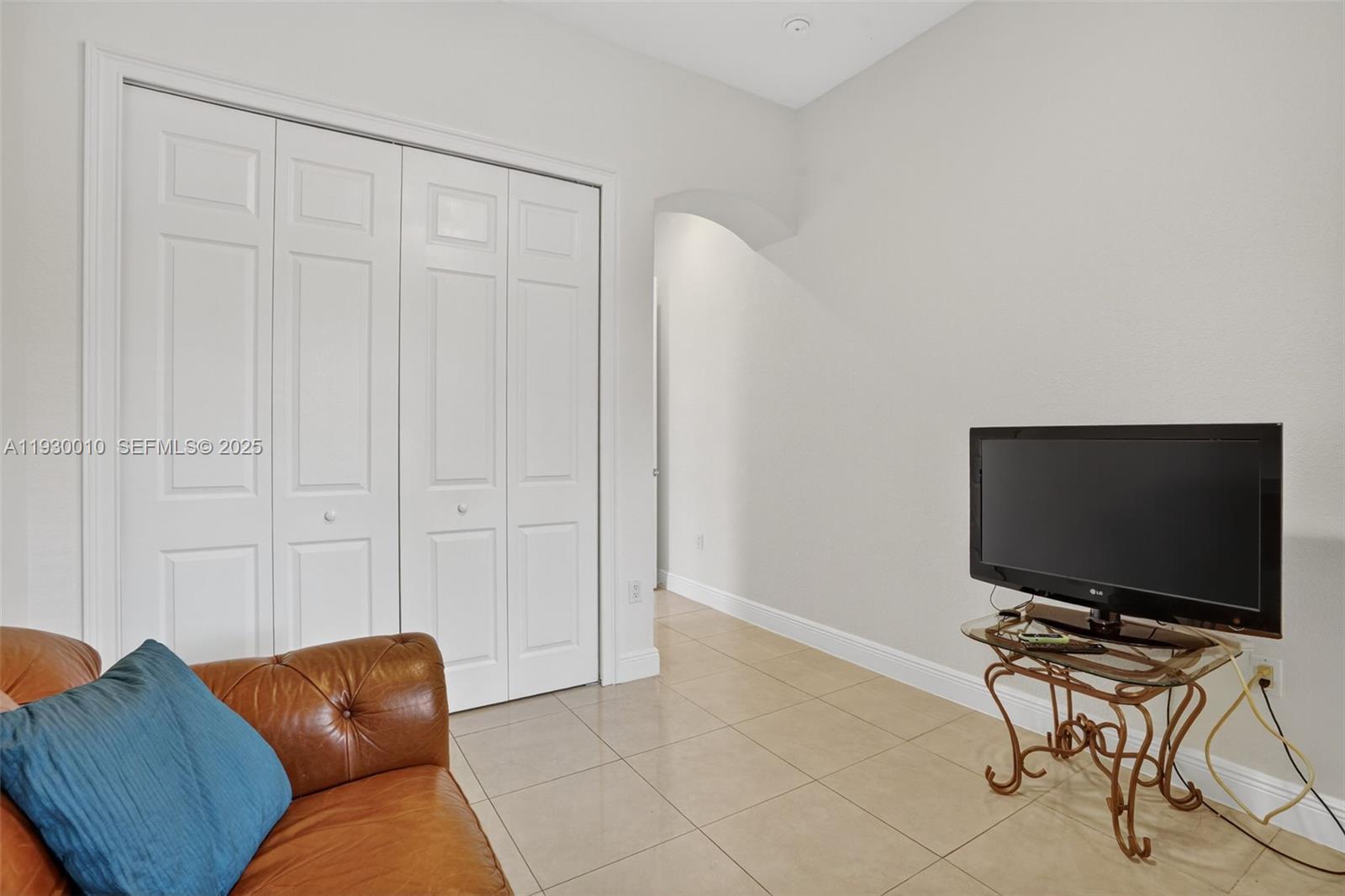 MCALLISTER TERR - Residential