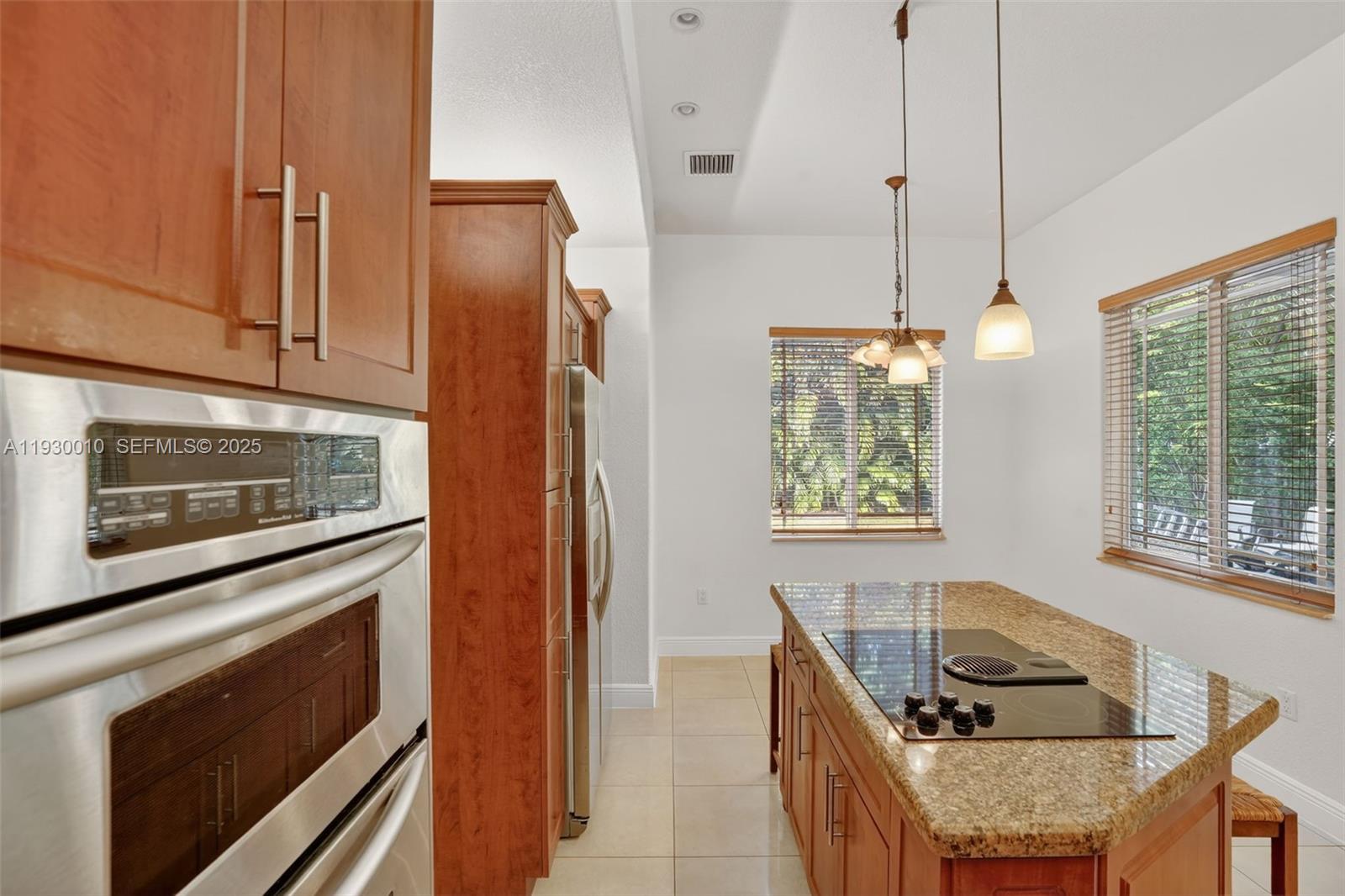 MCALLISTER TERR - Residential