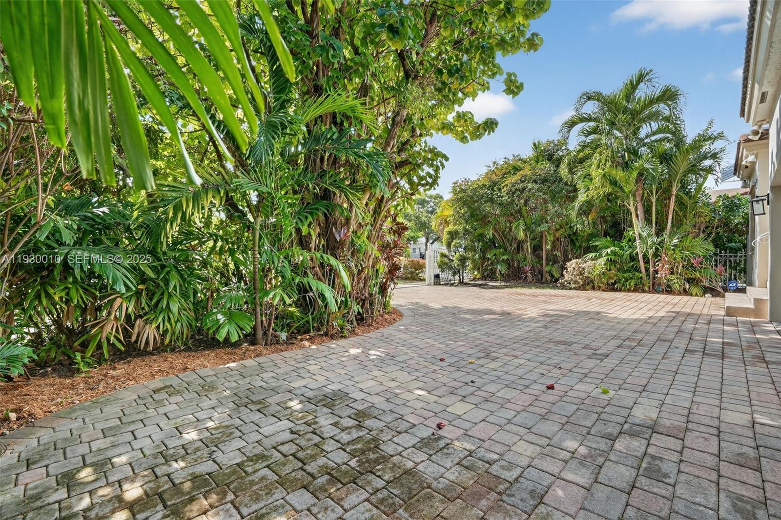 MCALLISTER TERR - Residential