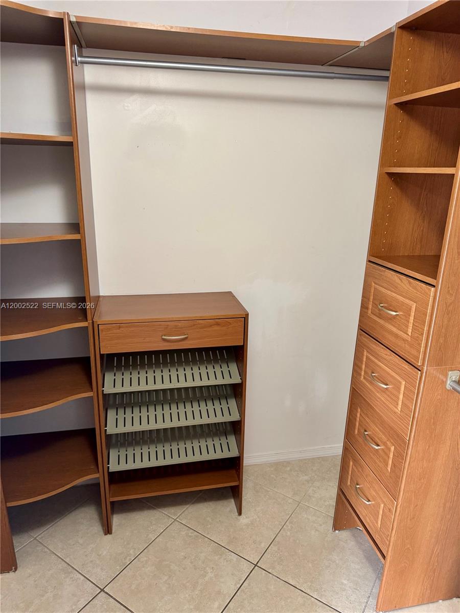 CRISTAL VILLAS CONDO - Residential Lease