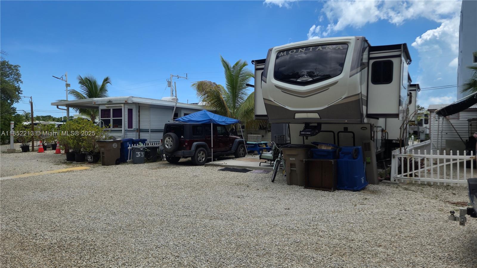 CALUSA CAMPGROUND - Land