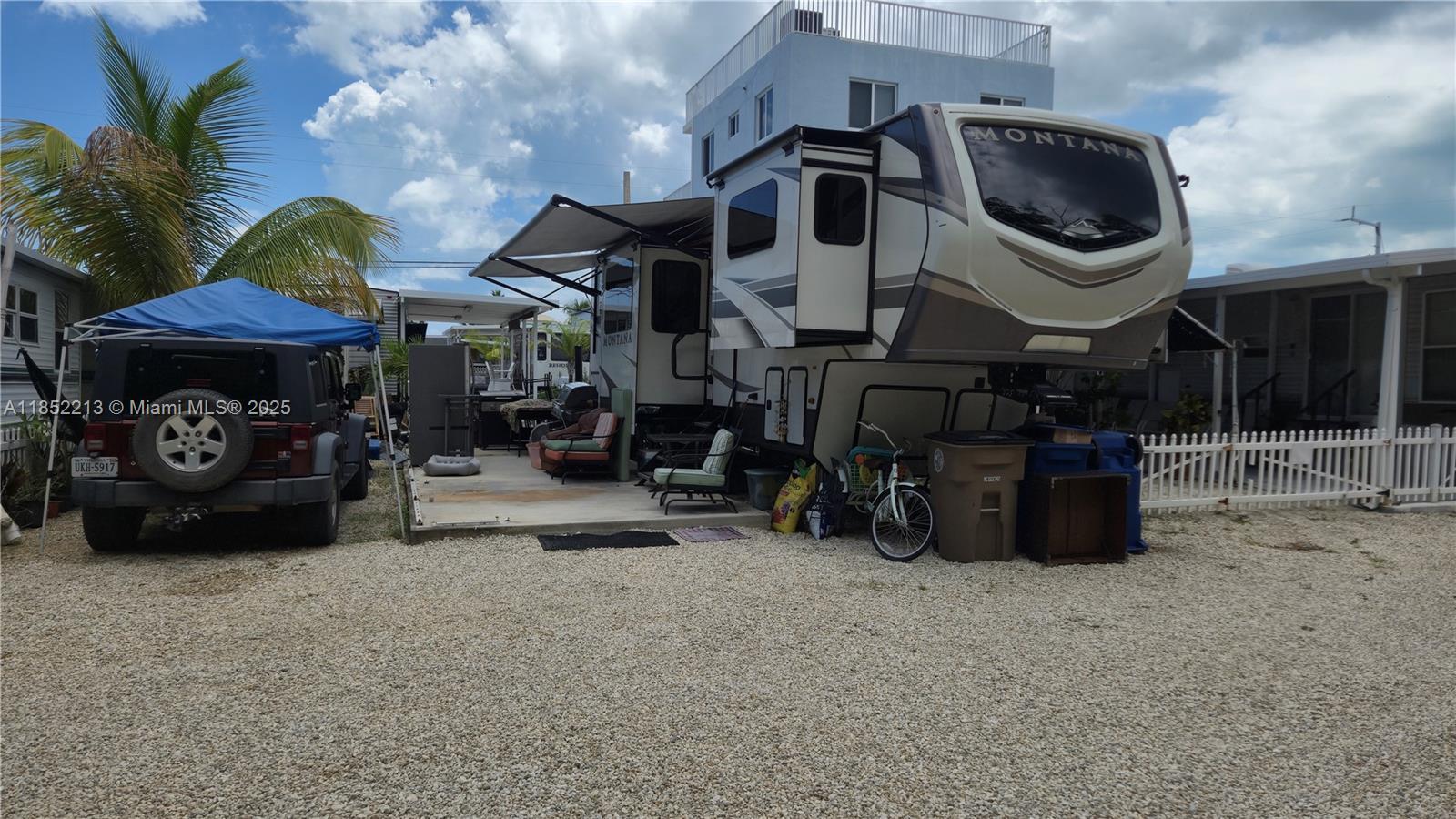 CALUSA CAMPGROUND - Land