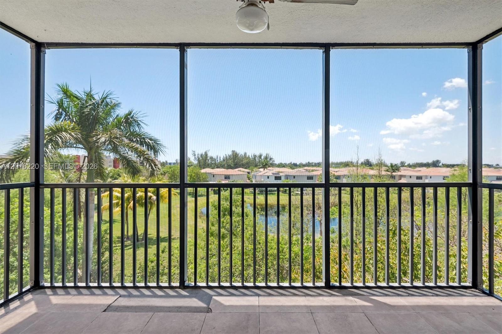 Chantilly Condo - Residential