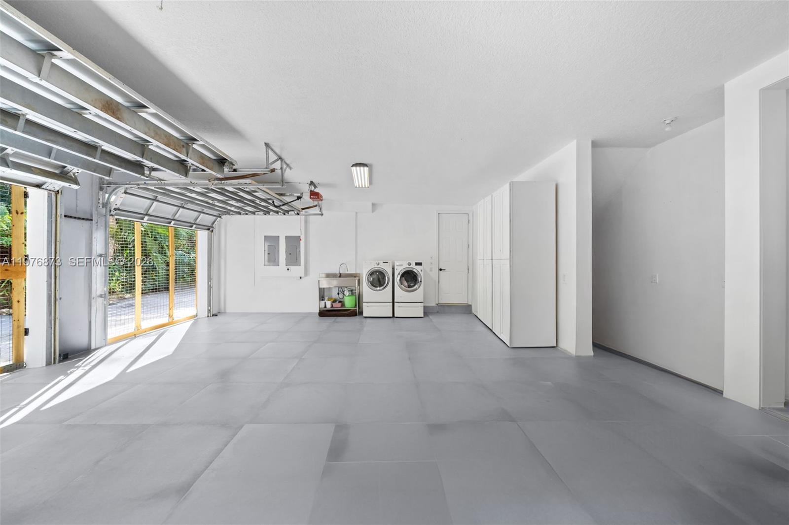 Pine Tree Estates - Residential