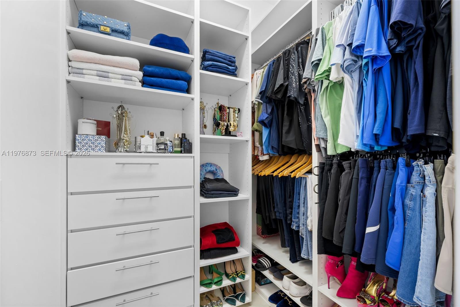 Pine Tree Estates - Residential