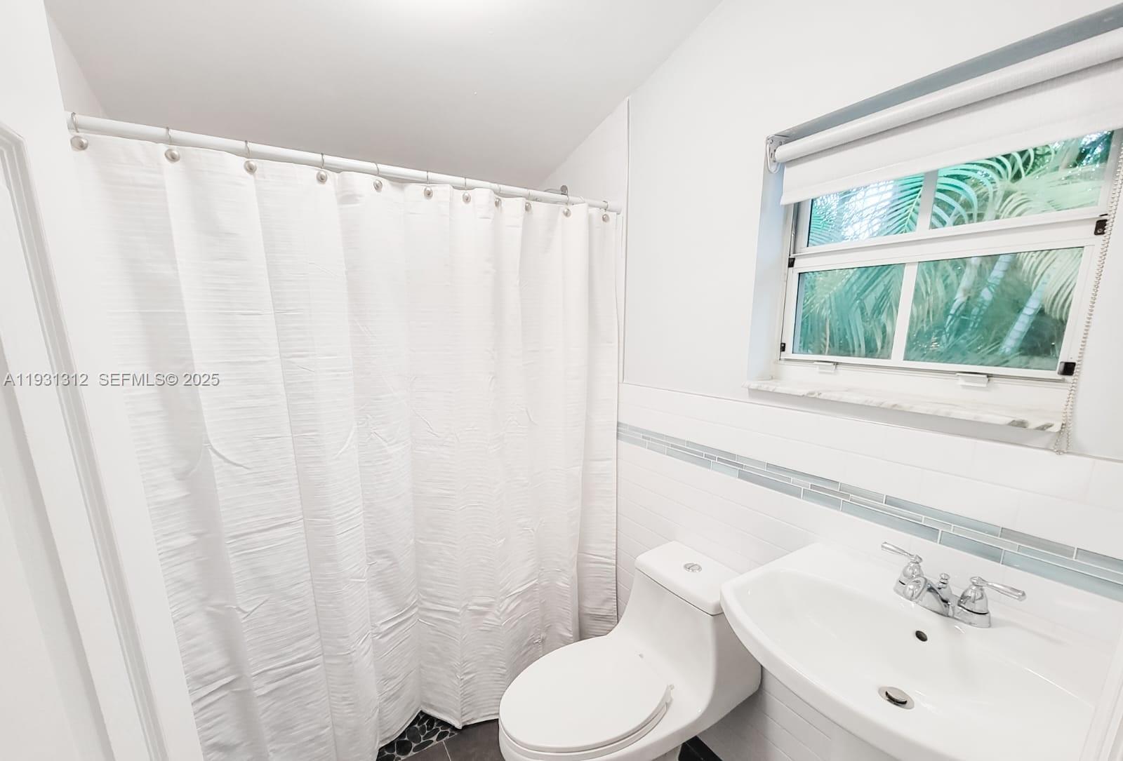 EAST SHENANDOAH - Residential