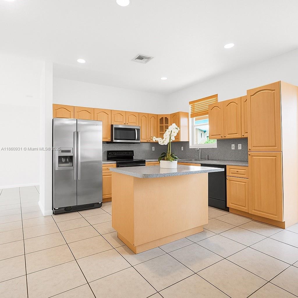 STIRLING PALM ESTATES - Residential