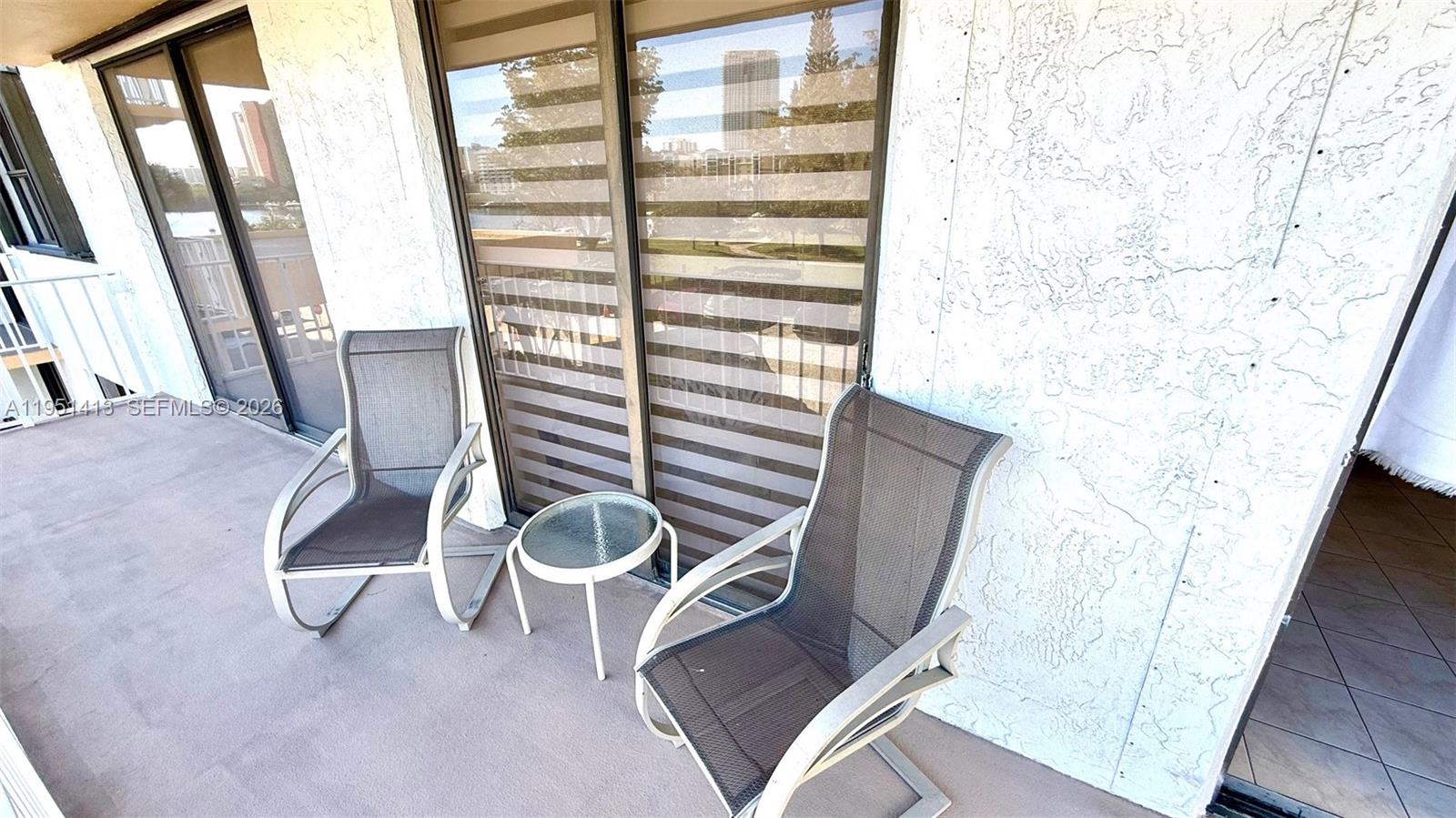 WINSTON TOWERS 700 CONDO - Residential