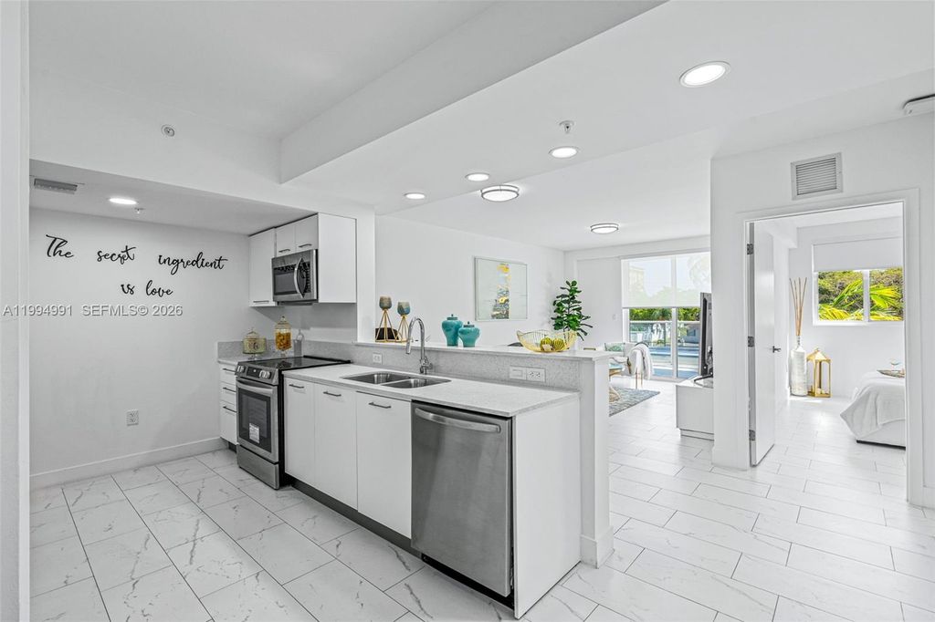 Photo of 1850 Monroe St #205, Hollywood, FL 33020 (MLS # A11994991)