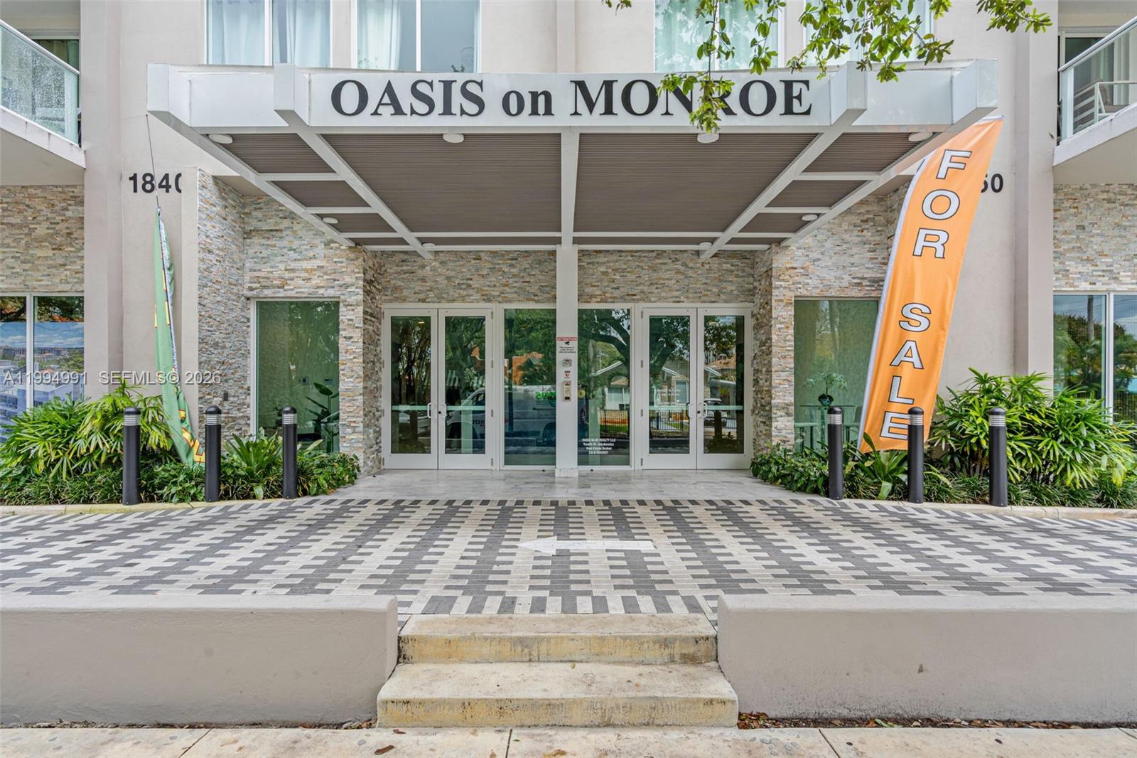 Hollywood 1-21 B - Residential