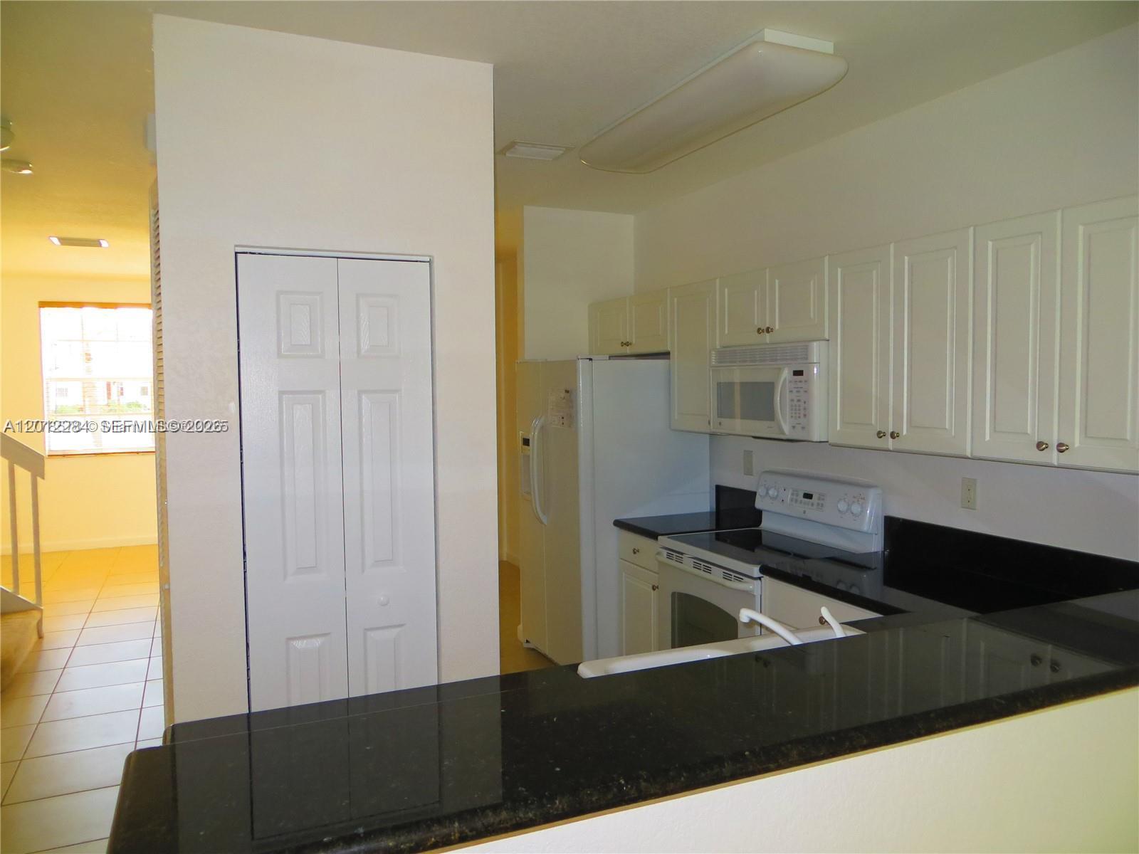 THE SHORES CONDO NO 1 - Residential Lease