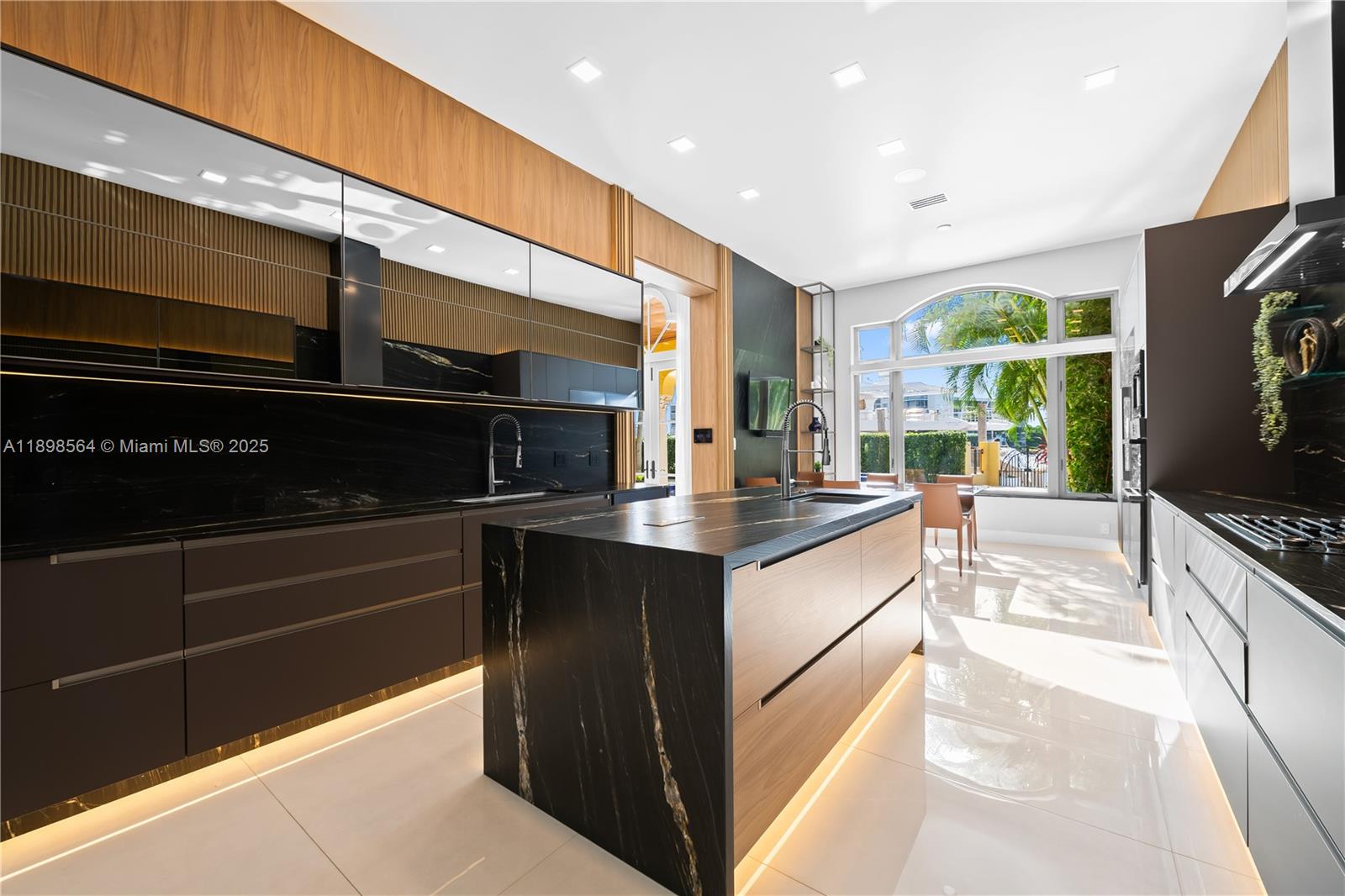 WILLIAMS ISLAND 3RD AMEND - Residential