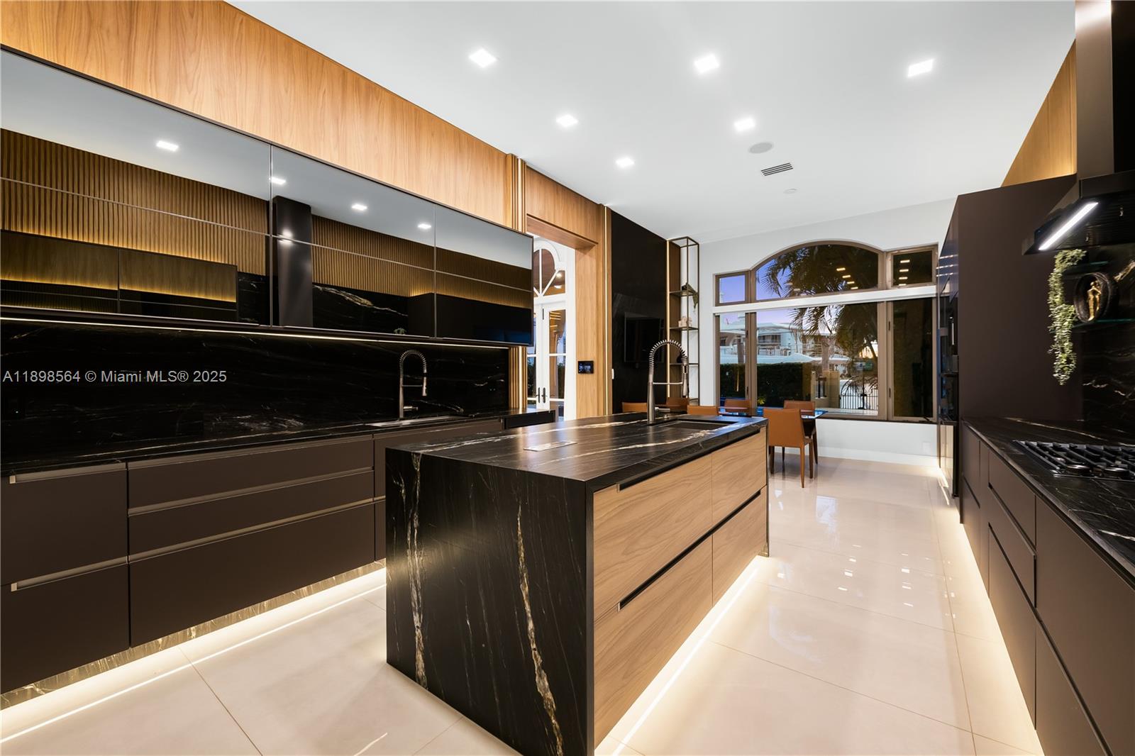 WILLIAMS ISLAND 3RD AMEND - Residential