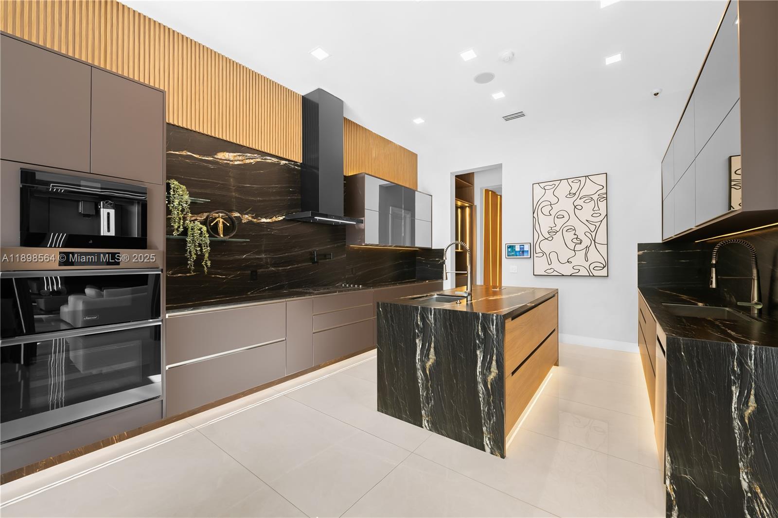 WILLIAMS ISLAND 3RD AMEND - Residential