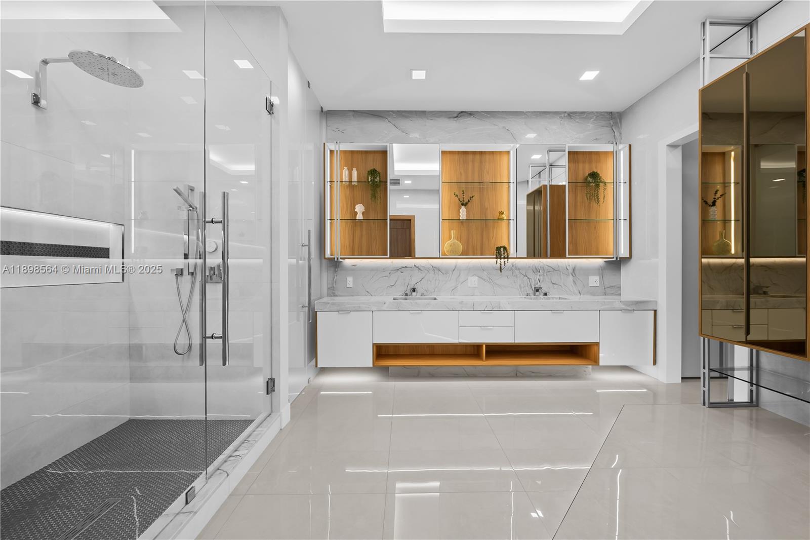 WILLIAMS ISLAND 3RD AMEND - Residential