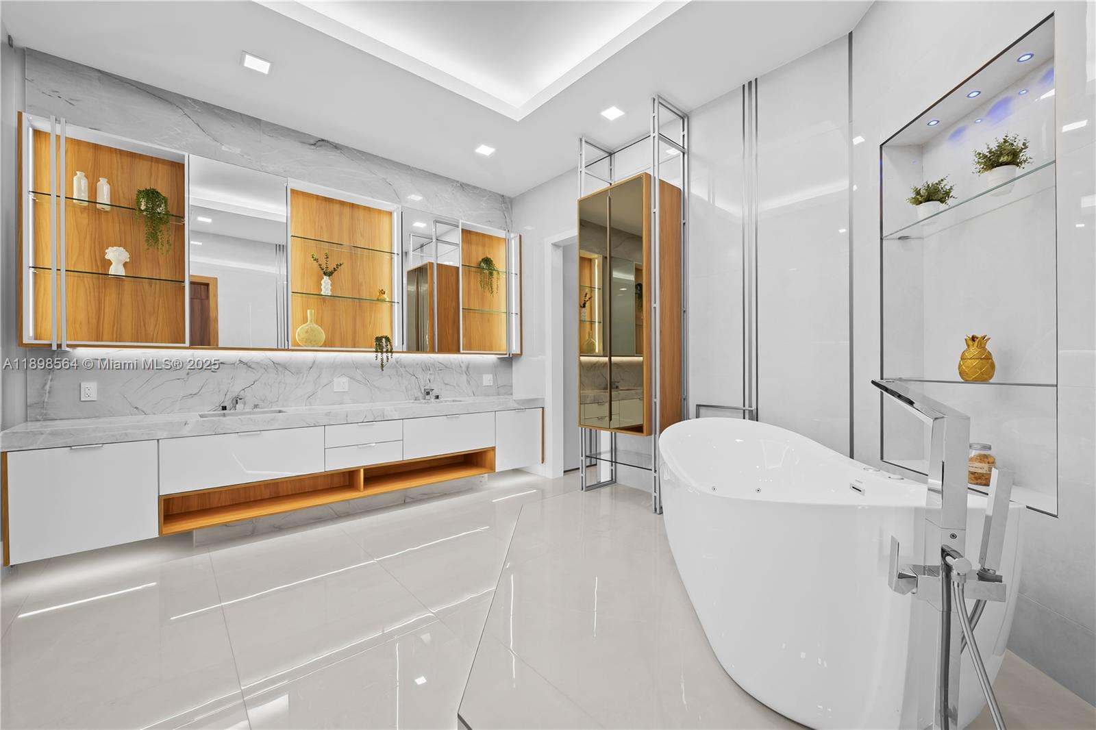 WILLIAMS ISLAND 3RD AMEND - Residential