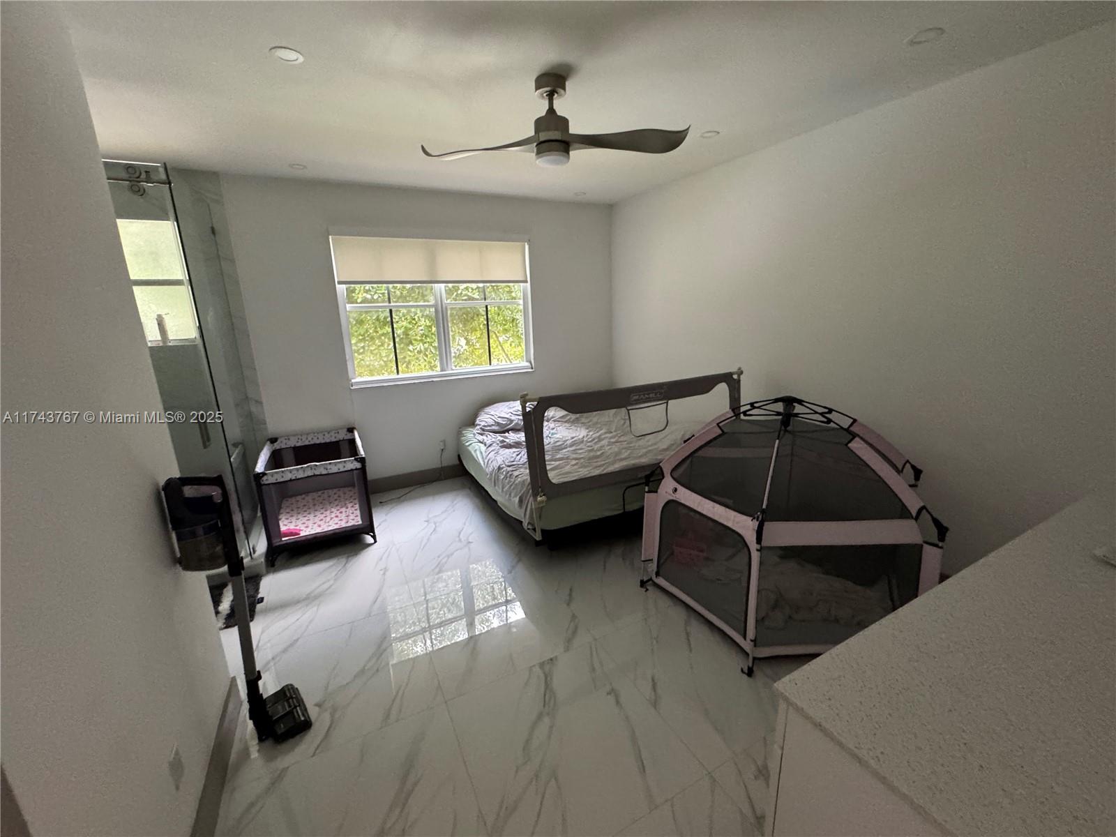 VILLAS AT HARBOR ISLES - Residential