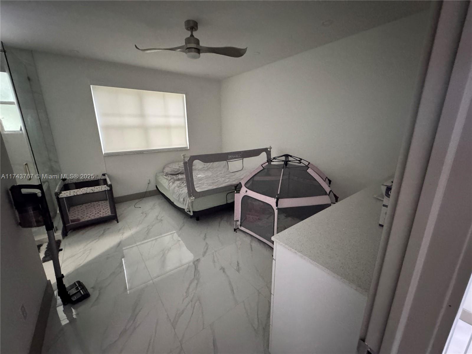 VILLAS AT HARBOR ISLES - Residential