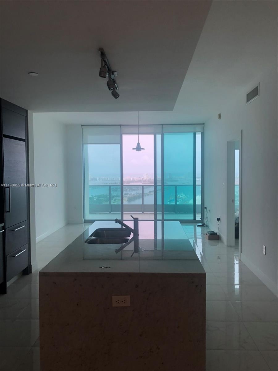 900 BISCAYNE BAY CONDO - Residential
