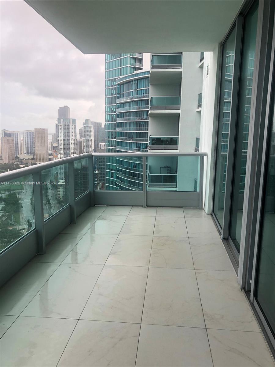 900 BISCAYNE BAY CONDO - Residential