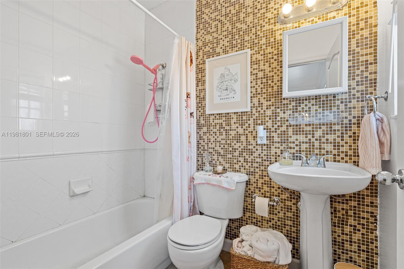 ANTILLA PLACE CONDO - Residential Lease