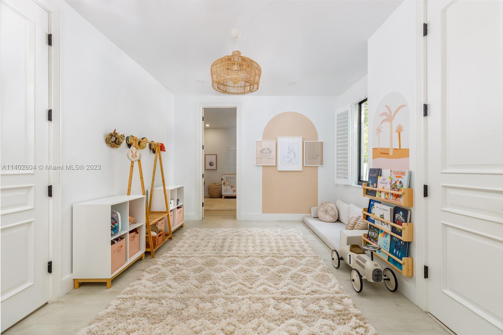 CRAWFORD ESTATES - Residential