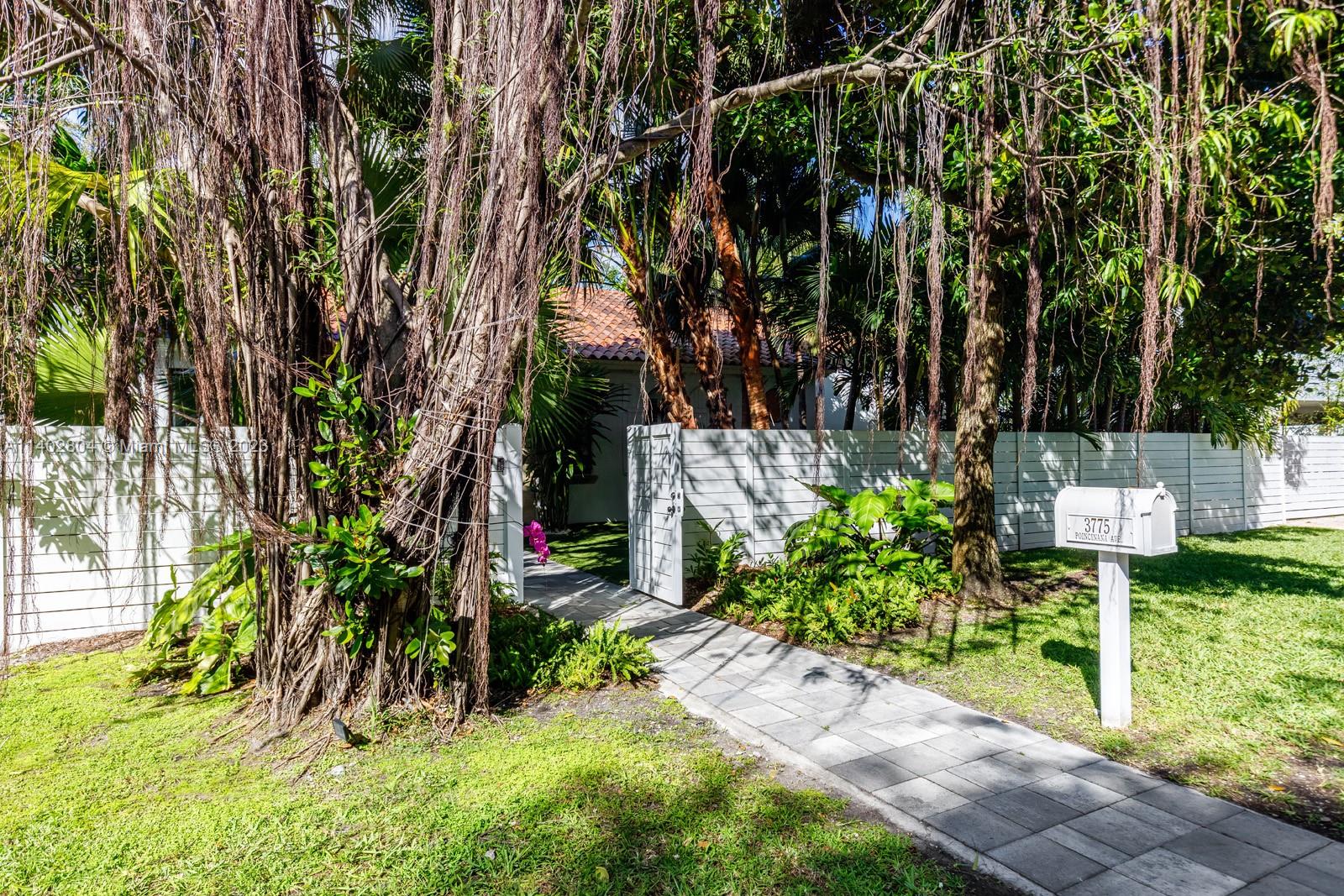 CRAWFORD ESTATES - Residential