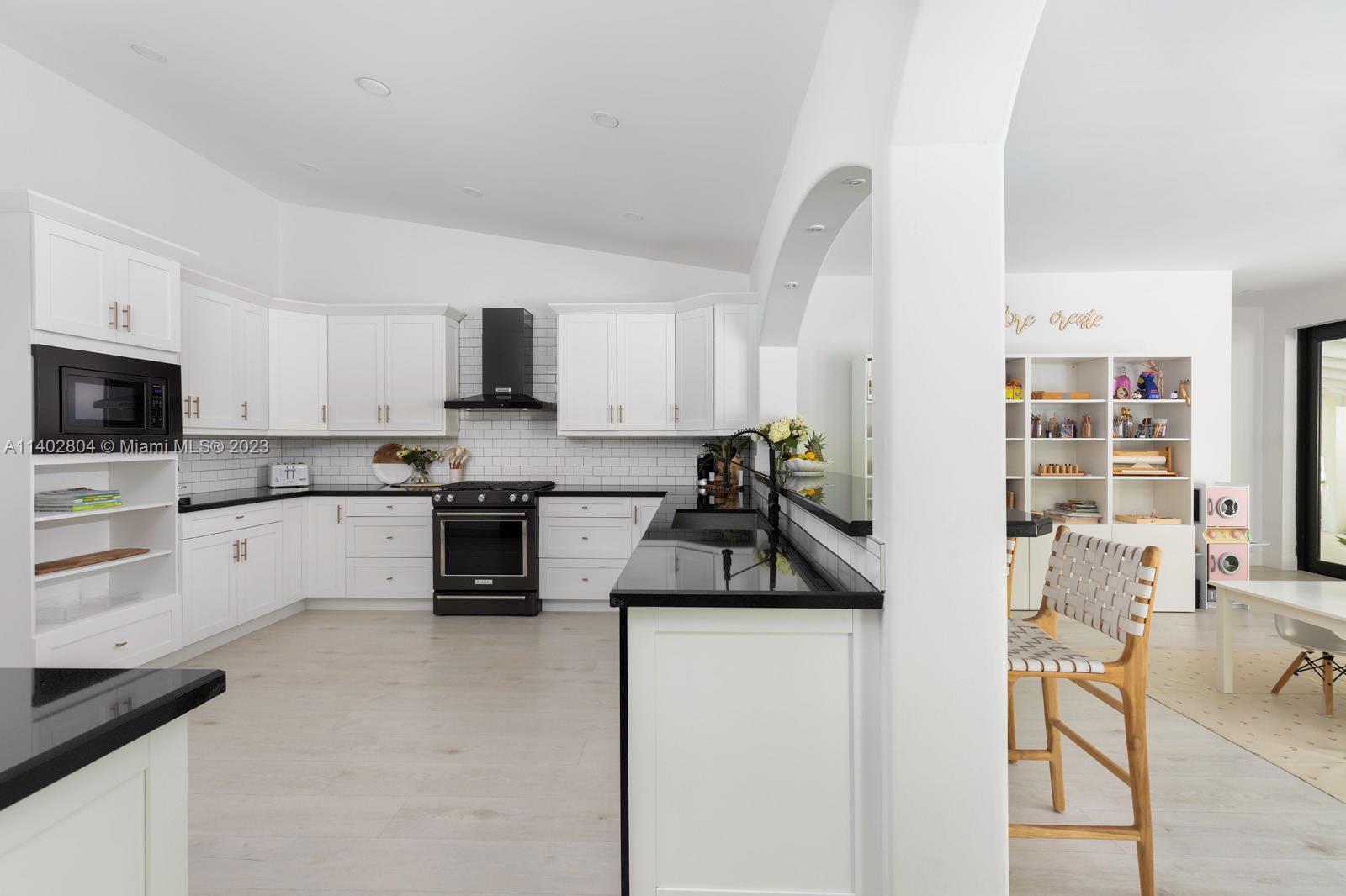 CRAWFORD ESTATES - Residential